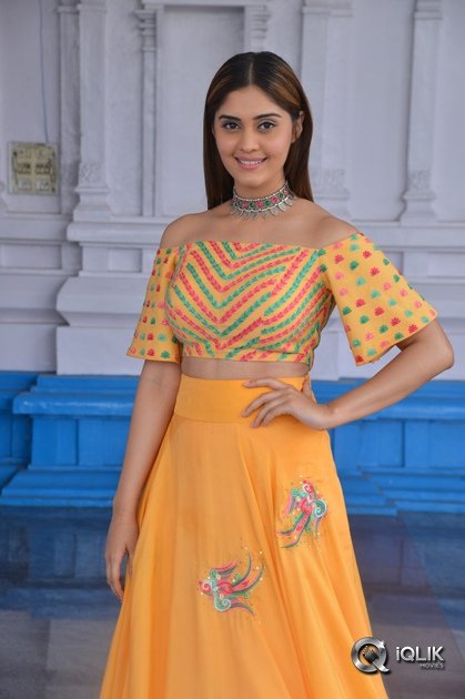 Actress-Surabhi-Latest-Photo-Gallery